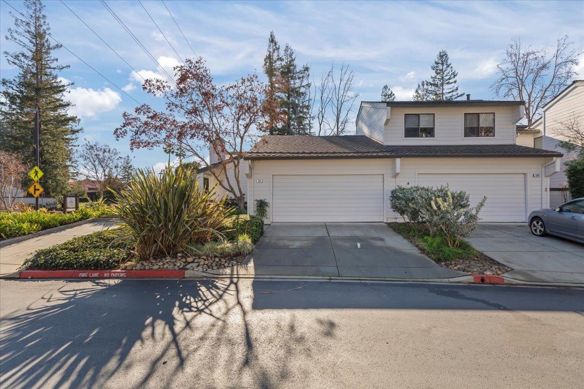 100 Strathmore Place