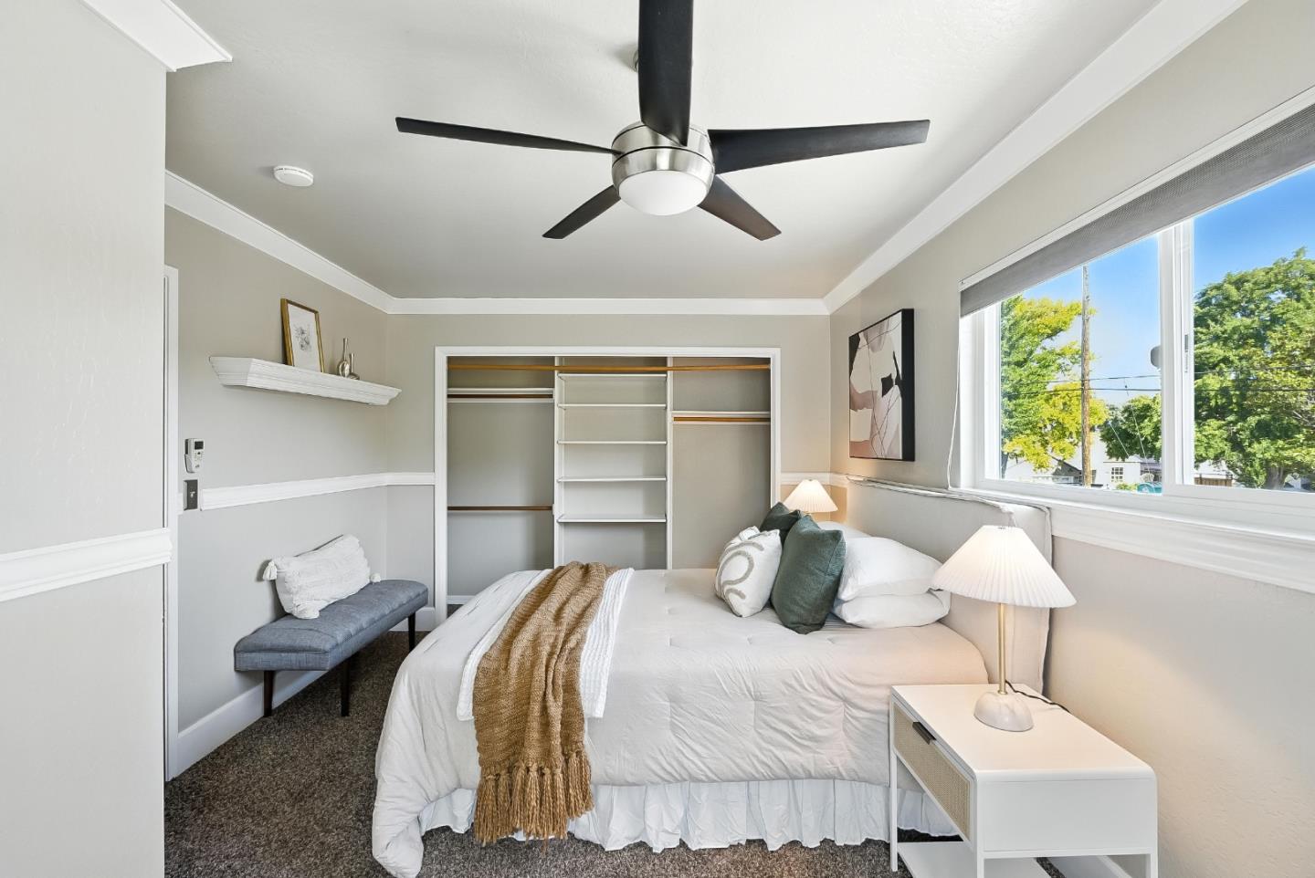 1830 Heatherdale Avenue