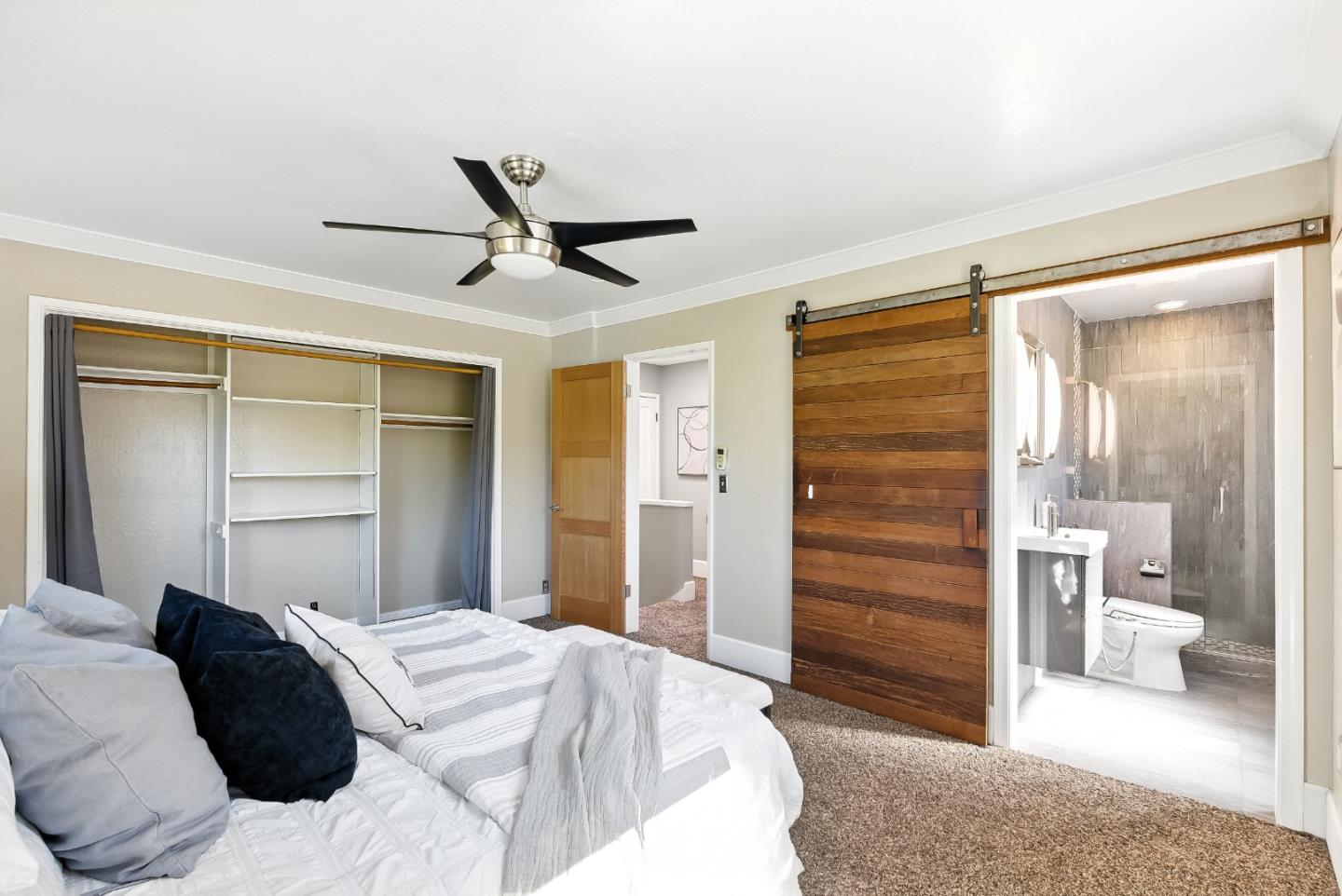 1830 Heatherdale Avenue