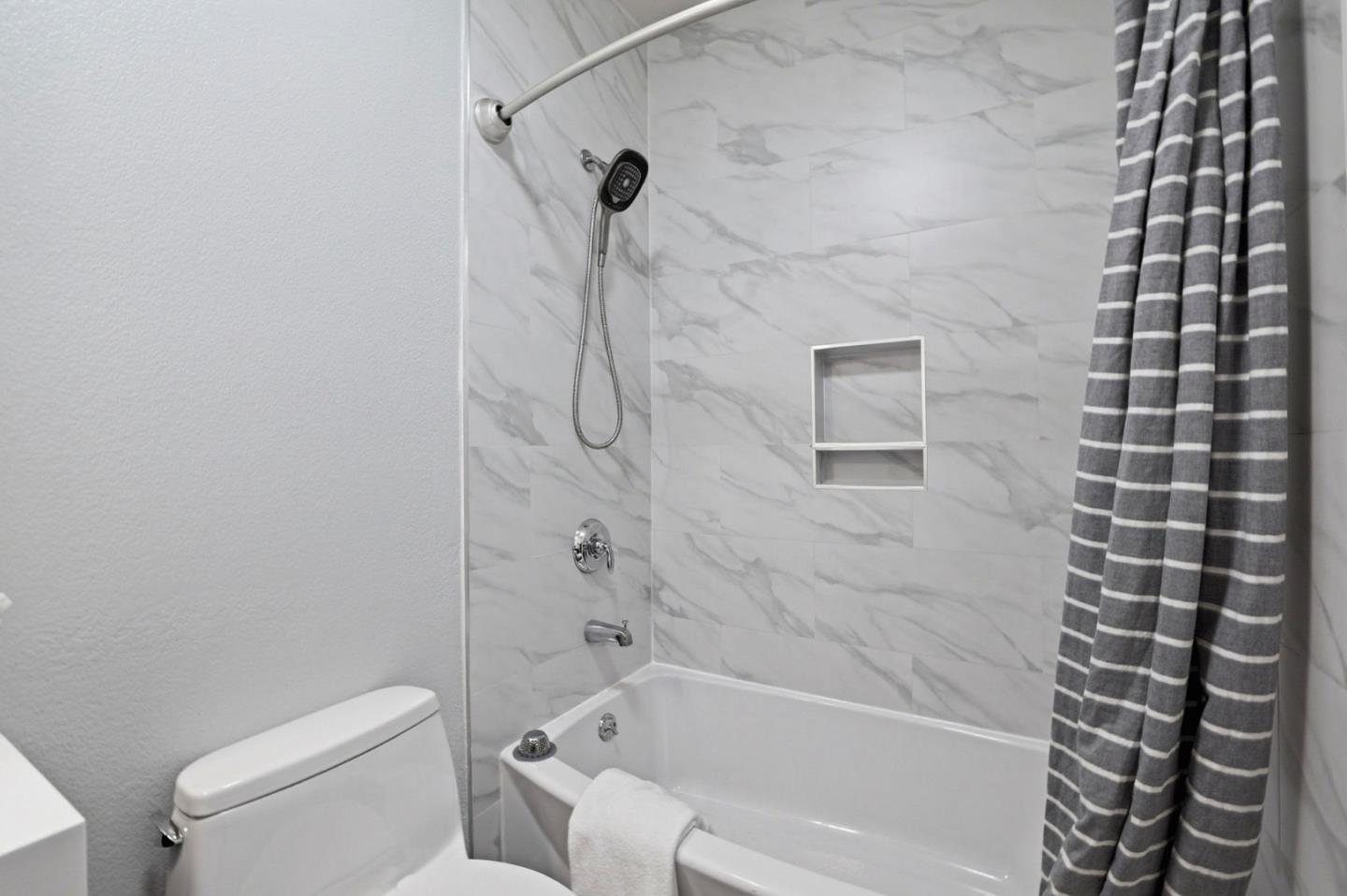 610 Arcadia Terrace 202