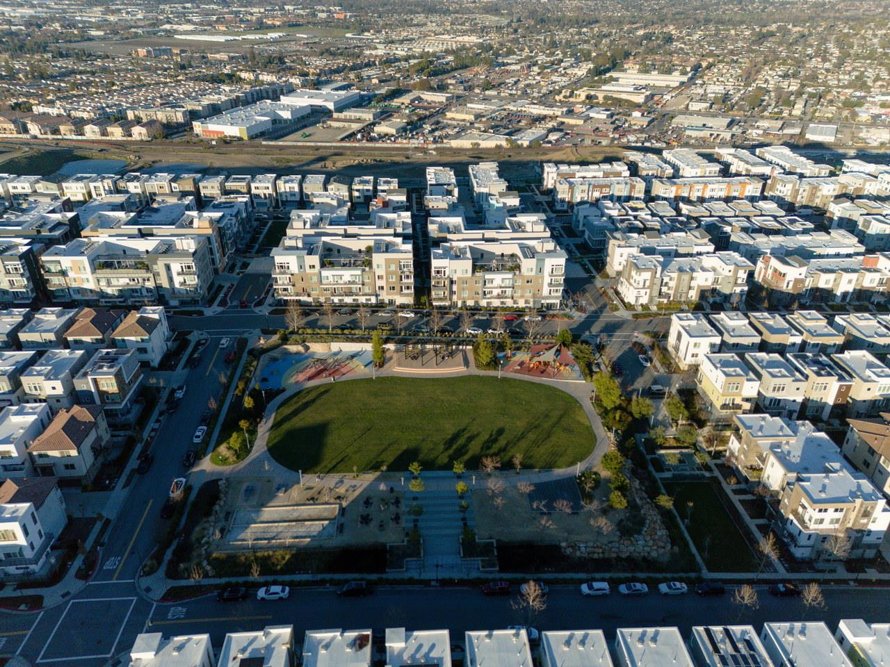 3092 Manuel Street 4