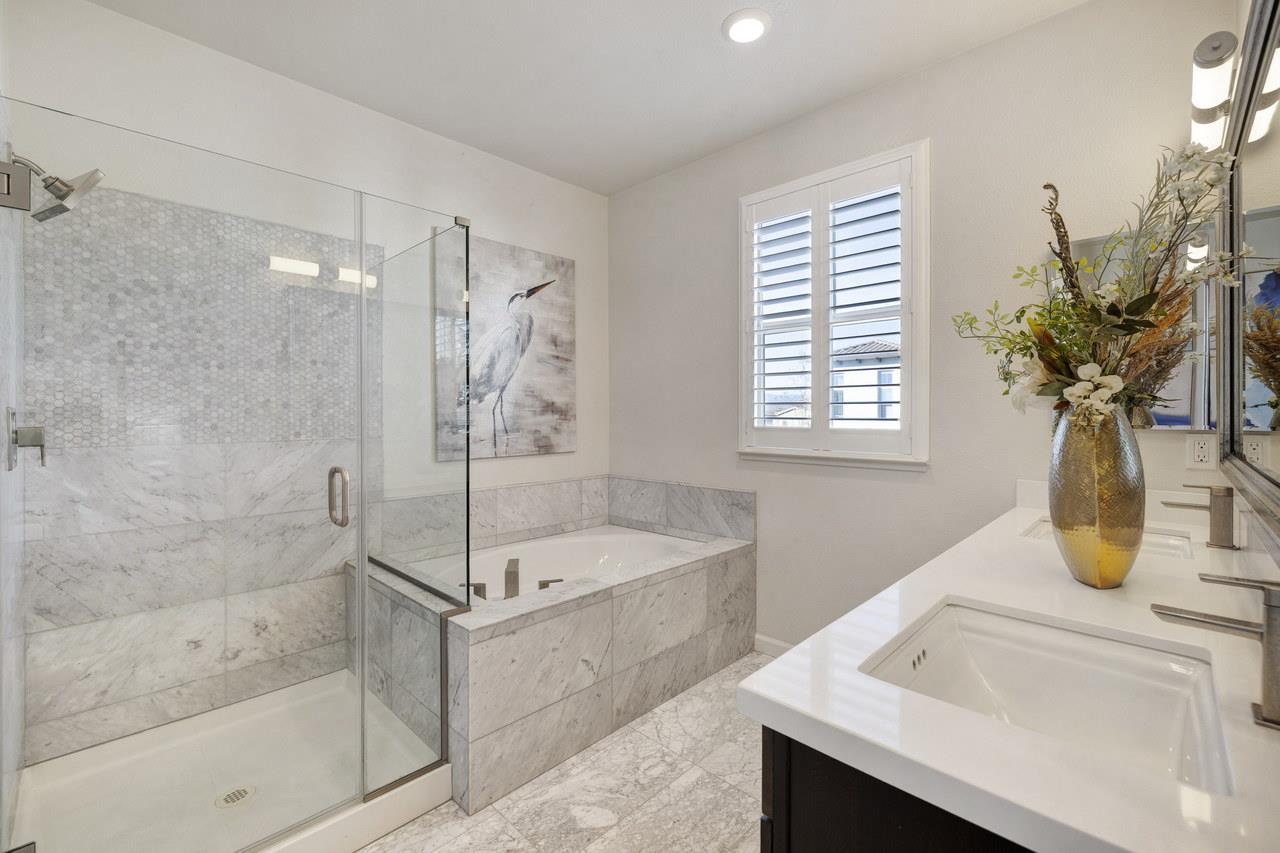 3092 Manuel Street 4