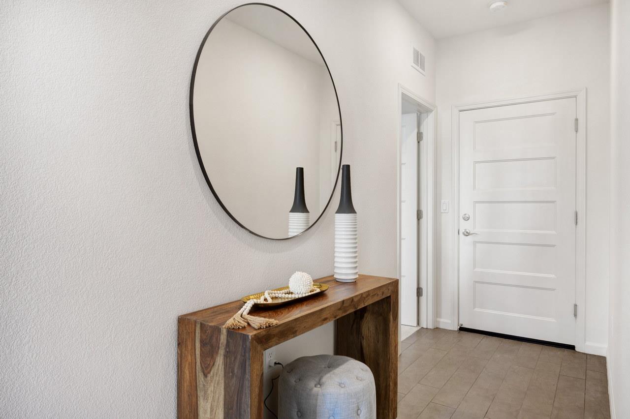 3092 Manuel Street 4