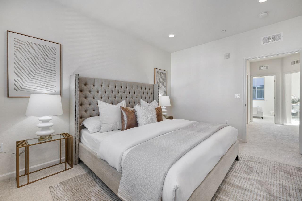 3092 Manuel Street 4