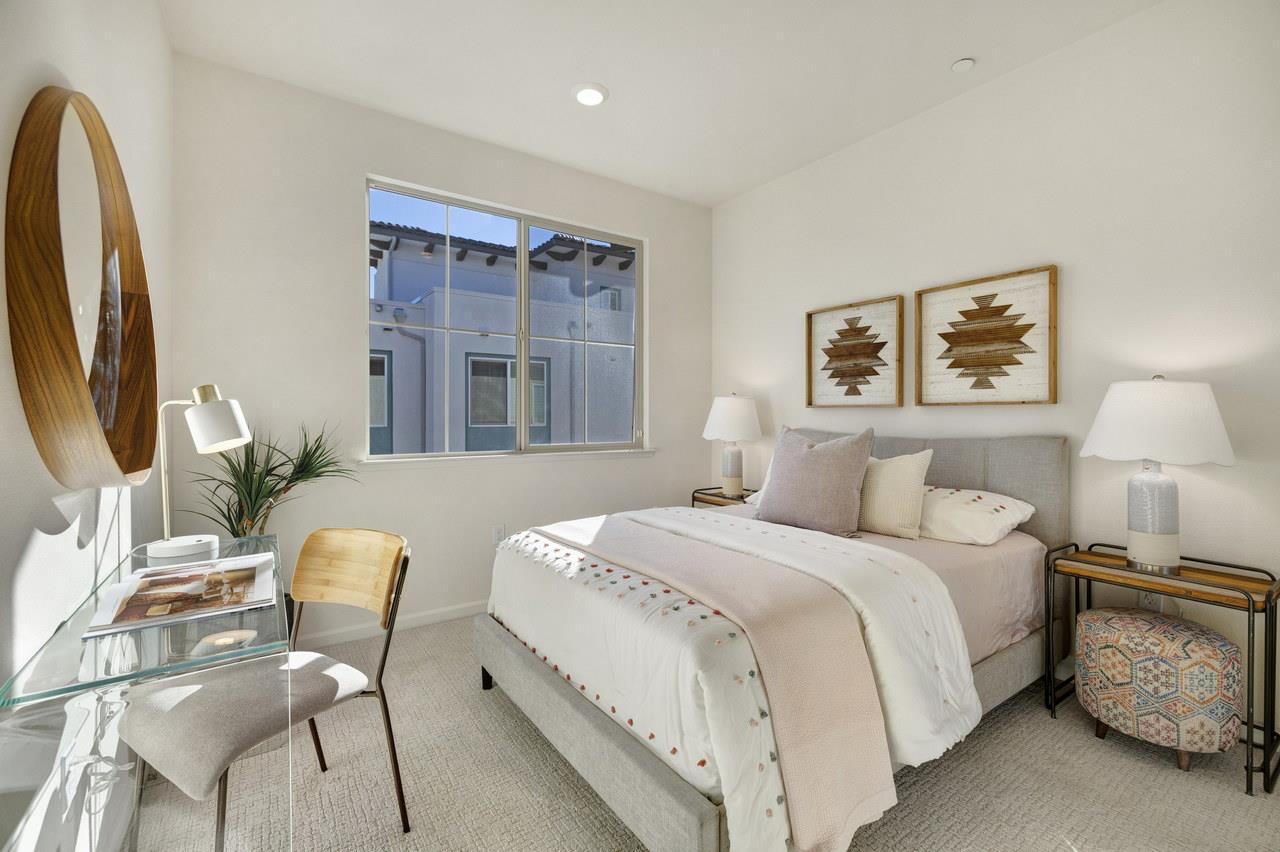 3092 Manuel Street 4