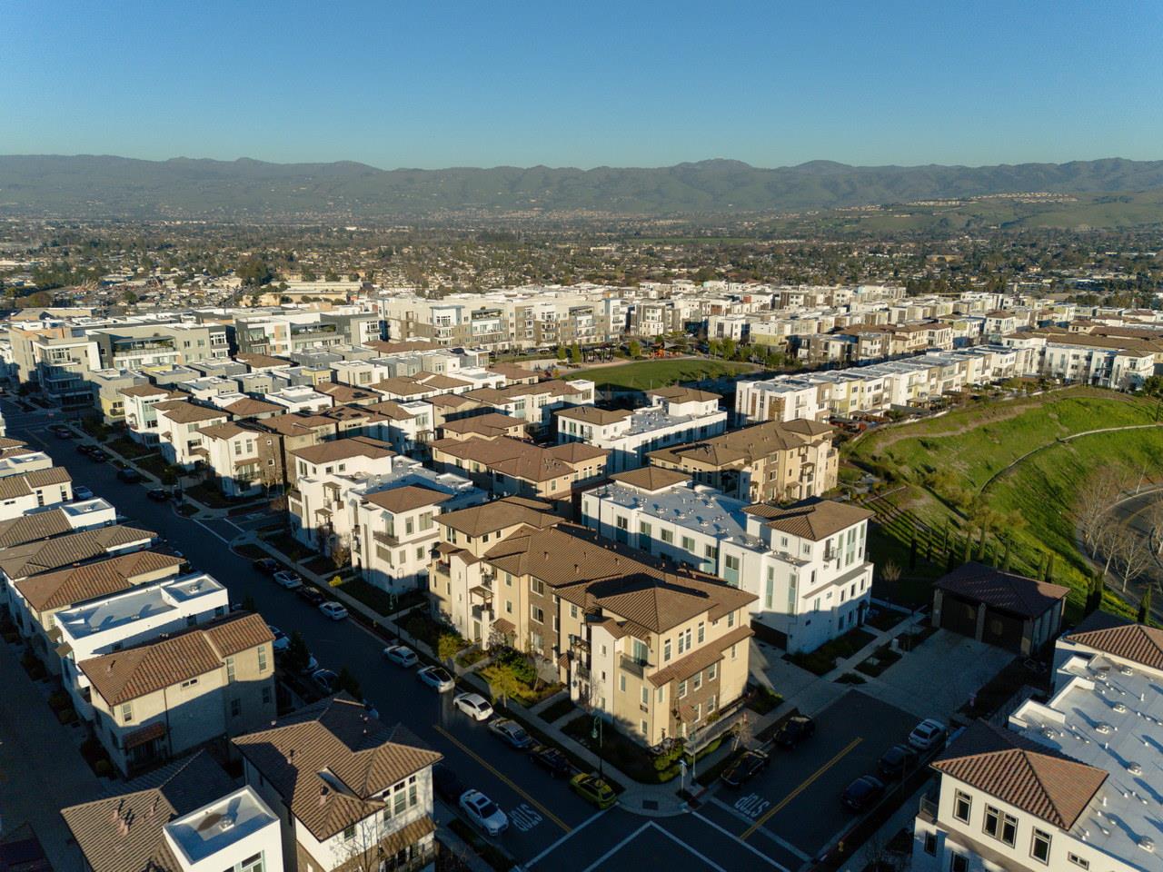 3092 Manuel Street 4