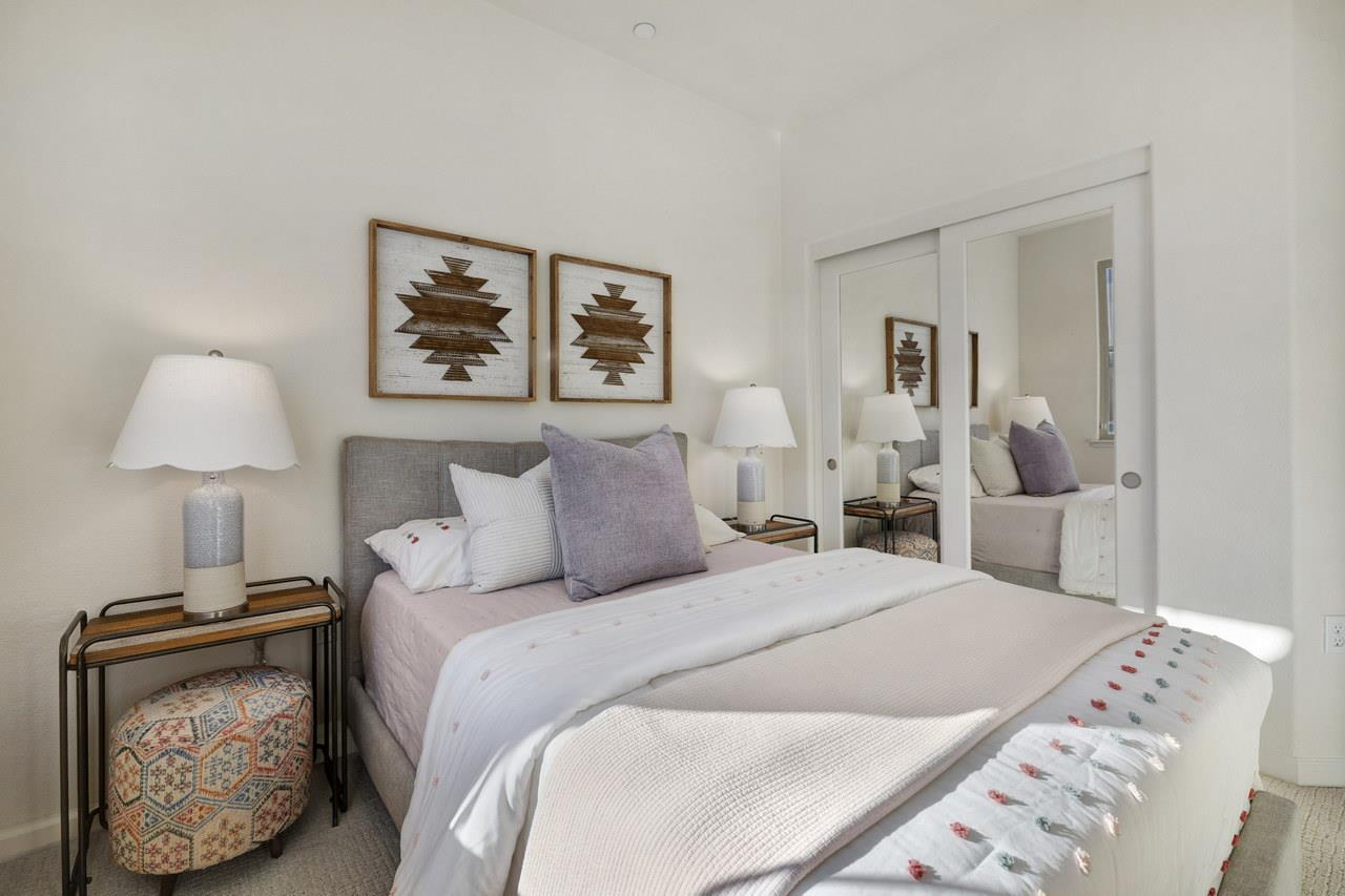 3092 Manuel Street 4