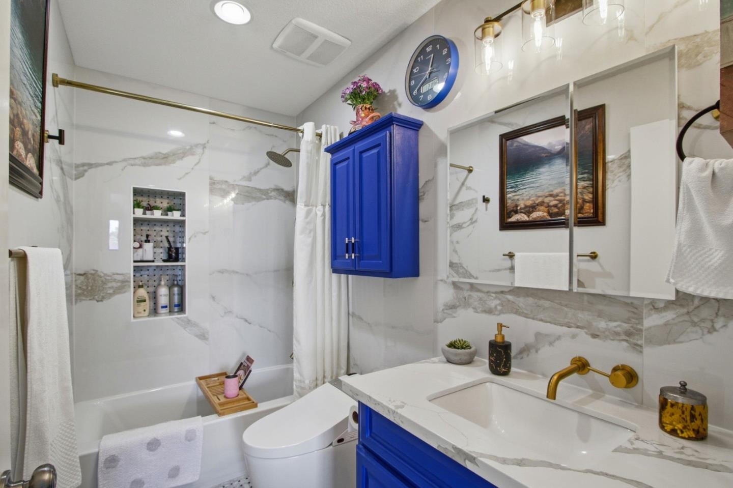 880 North Winchester Boulevard 205