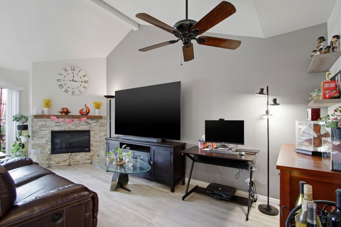 880 North Winchester Boulevard 205