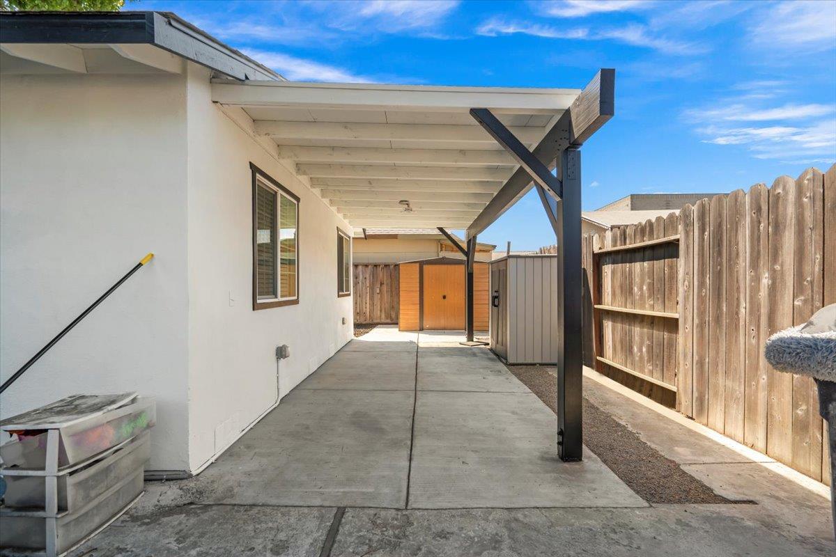 1025 North 12th Street