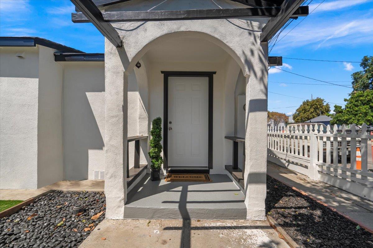 1025 North 12th Street