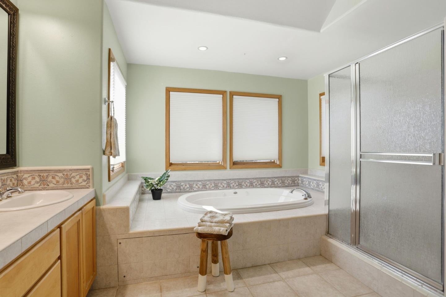 20160 Rock Springs Lane