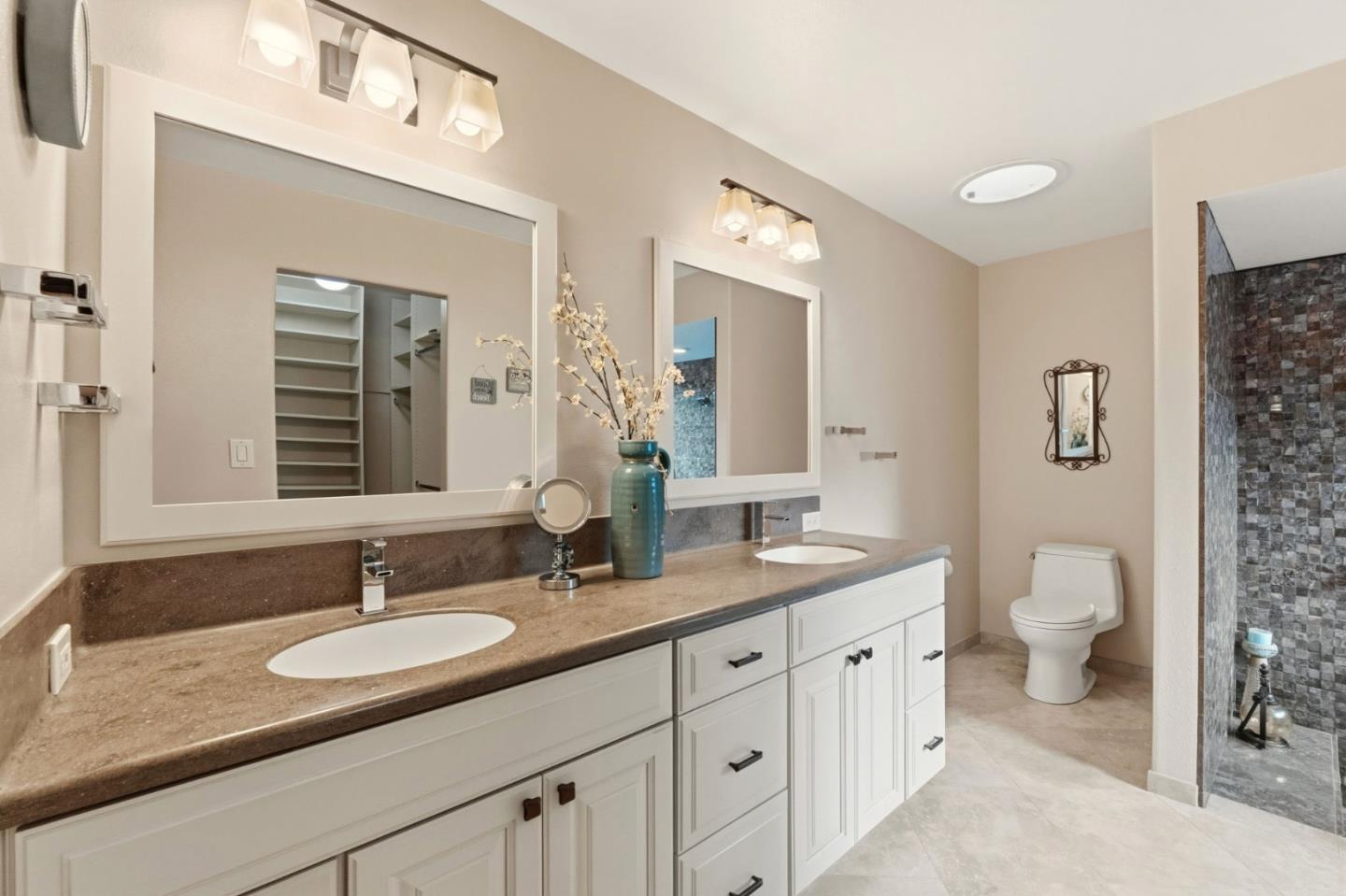 13243 Via Ranchero Drive