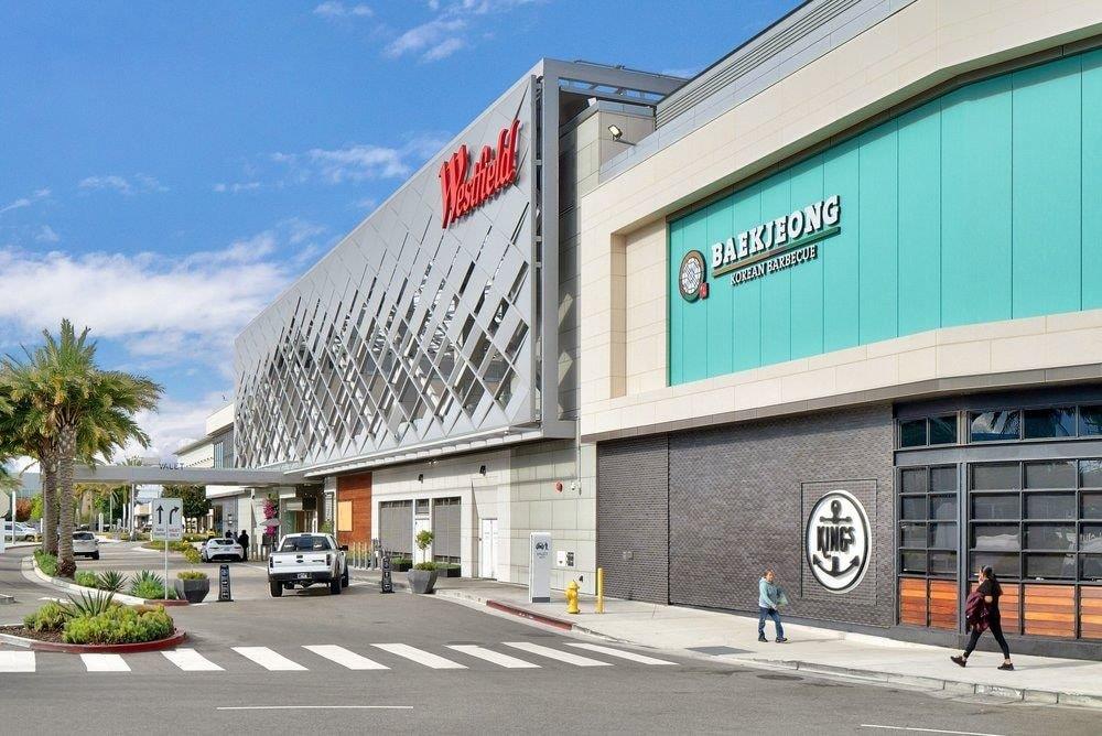 1555 Calaveras Avenue