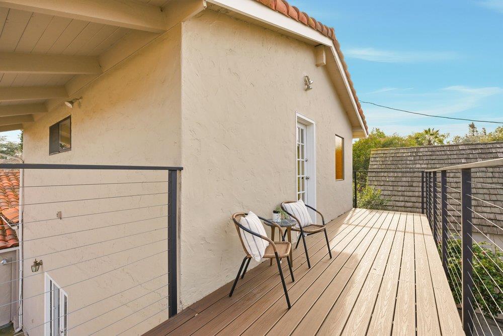 1555 Calaveras Avenue