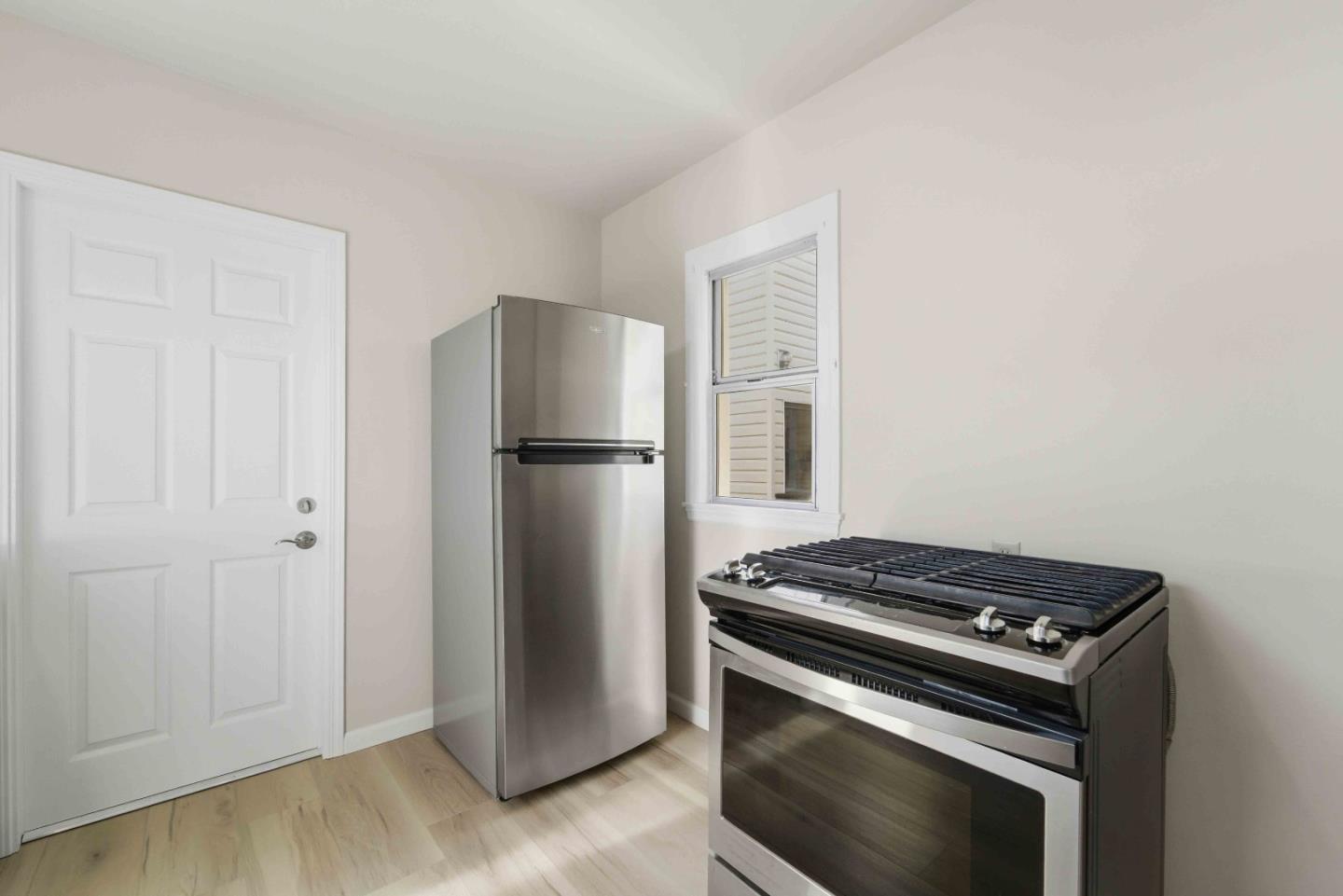 98 East Hillsdale Boulevard