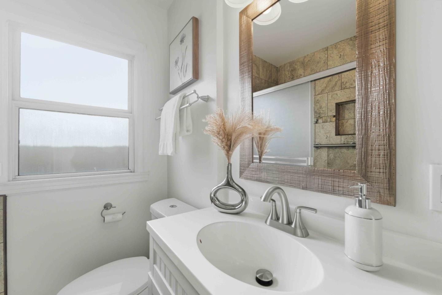 98 East Hillsdale Boulevard