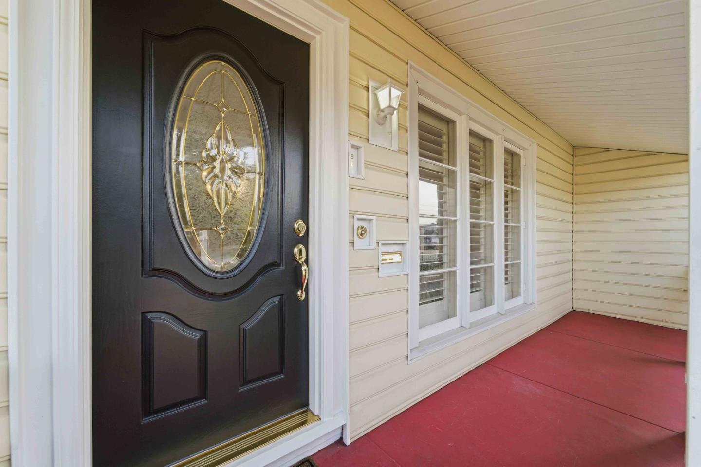 98 East Hillsdale Boulevard