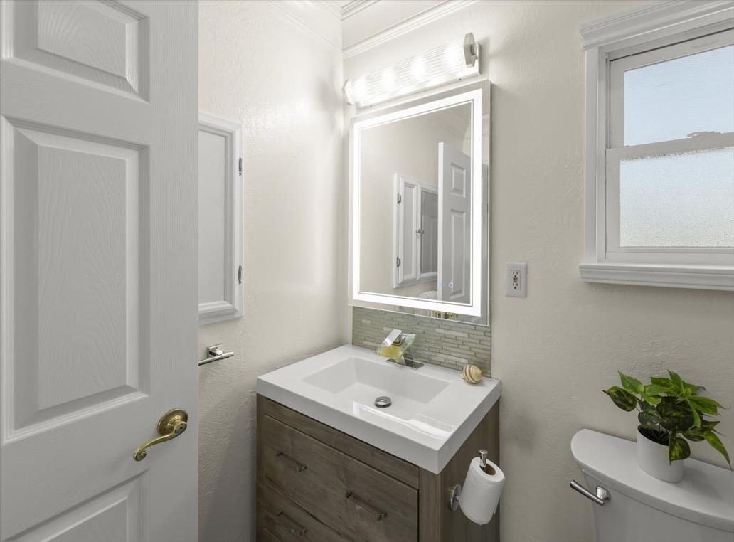 3393 Kathleen Street