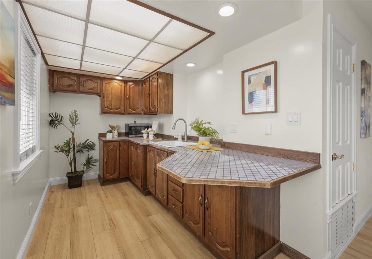 3393 Kathleen Street