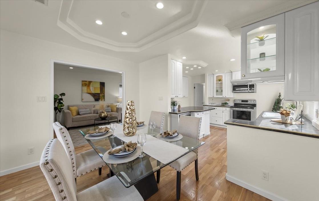 3393 Kathleen Street