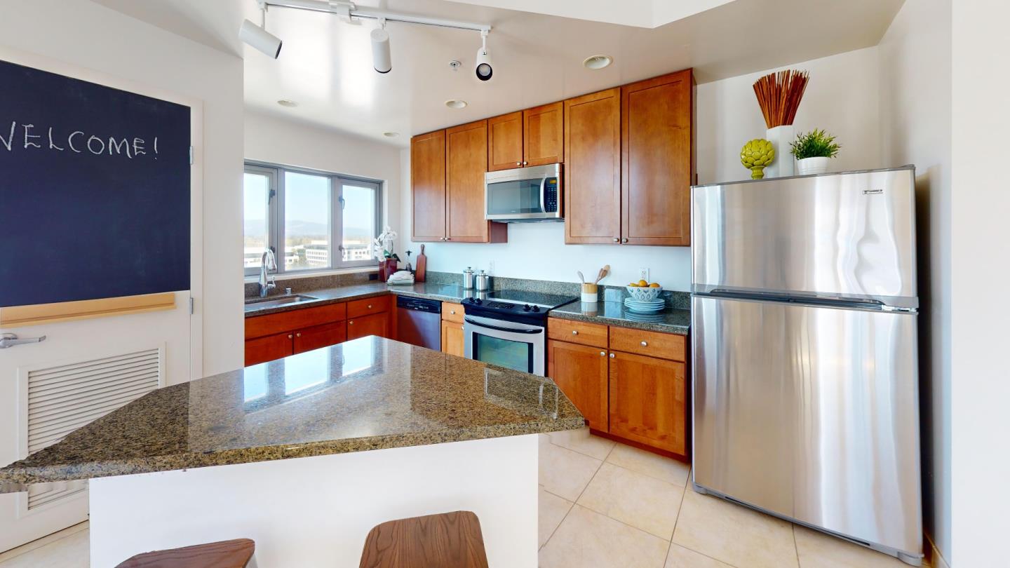 175 West Saint James Street 1303