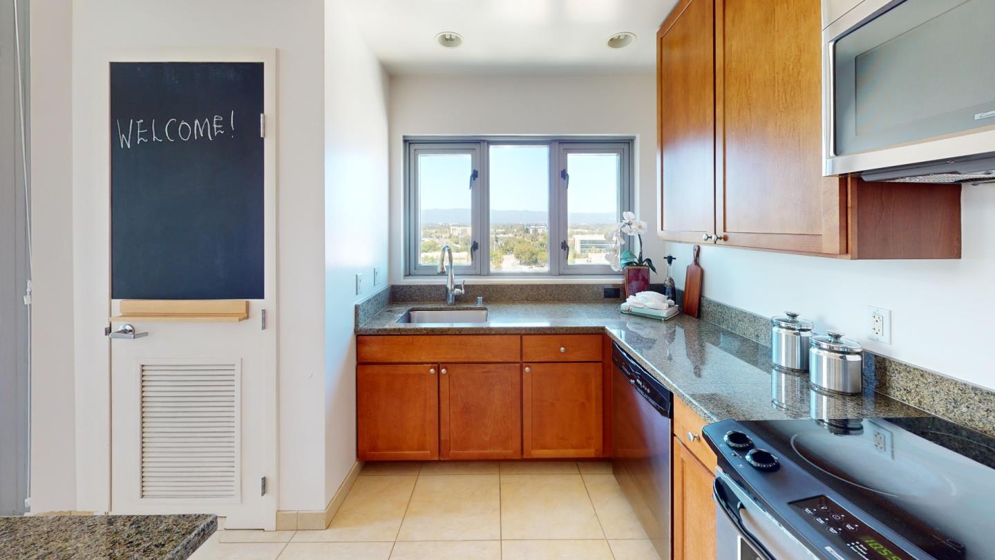 175 West Saint James Street 1303