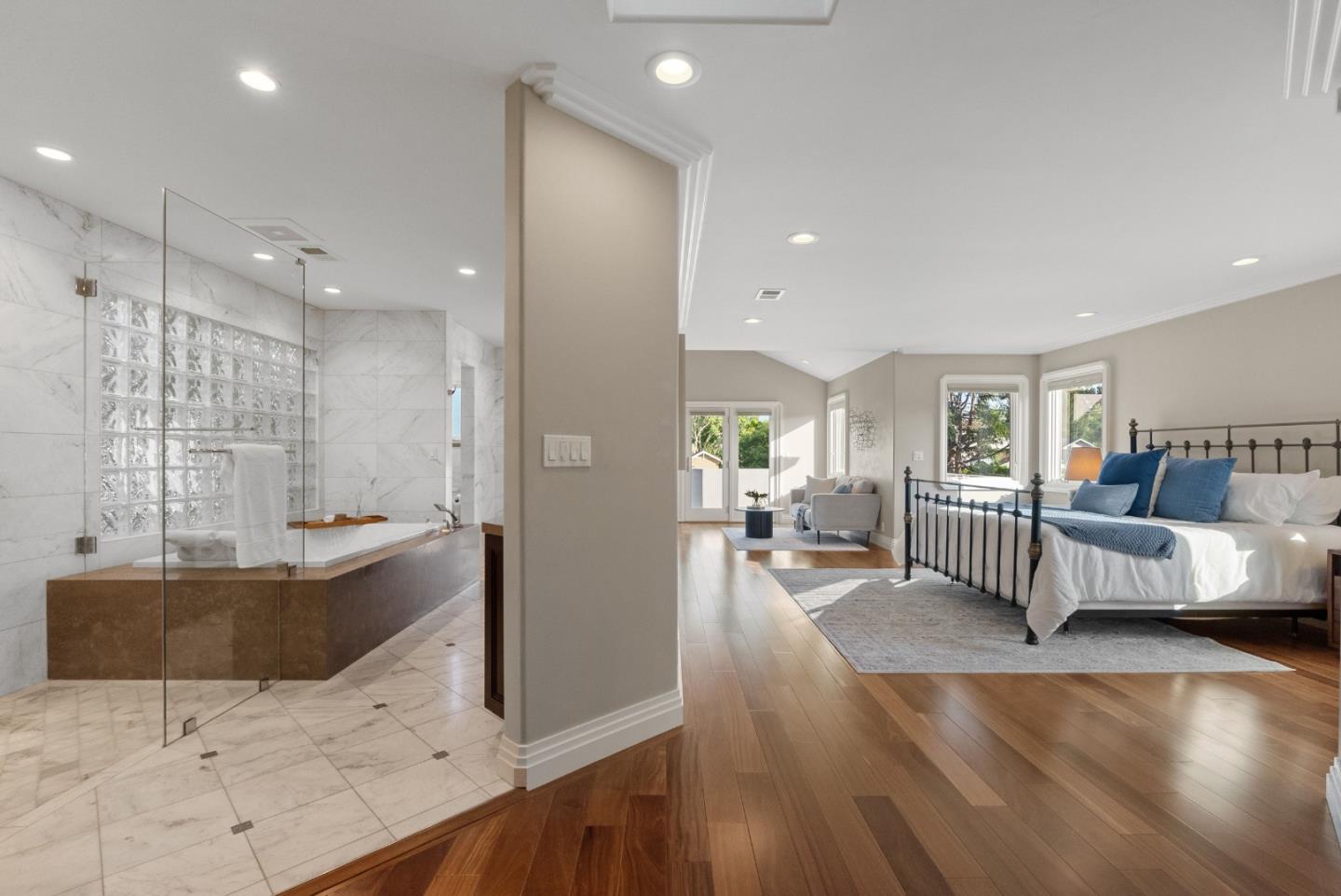 1344 University Avenue