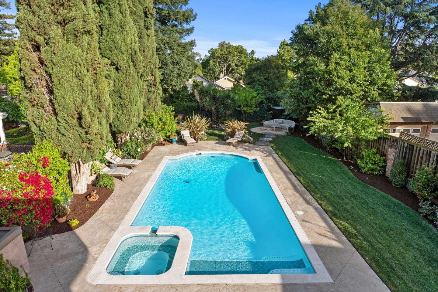 1344 University Avenue