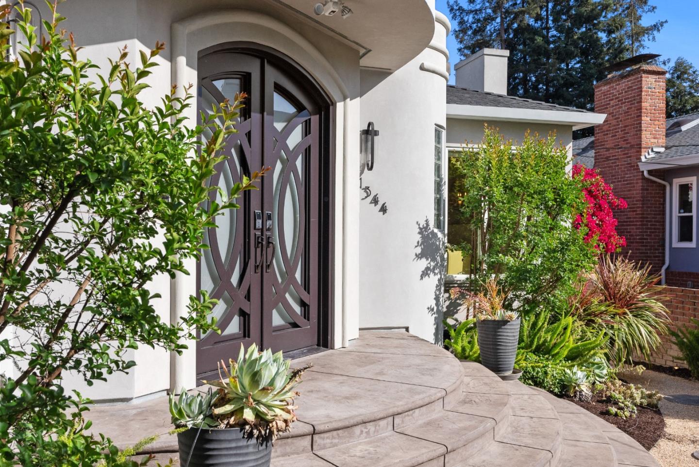 1344 University Avenue