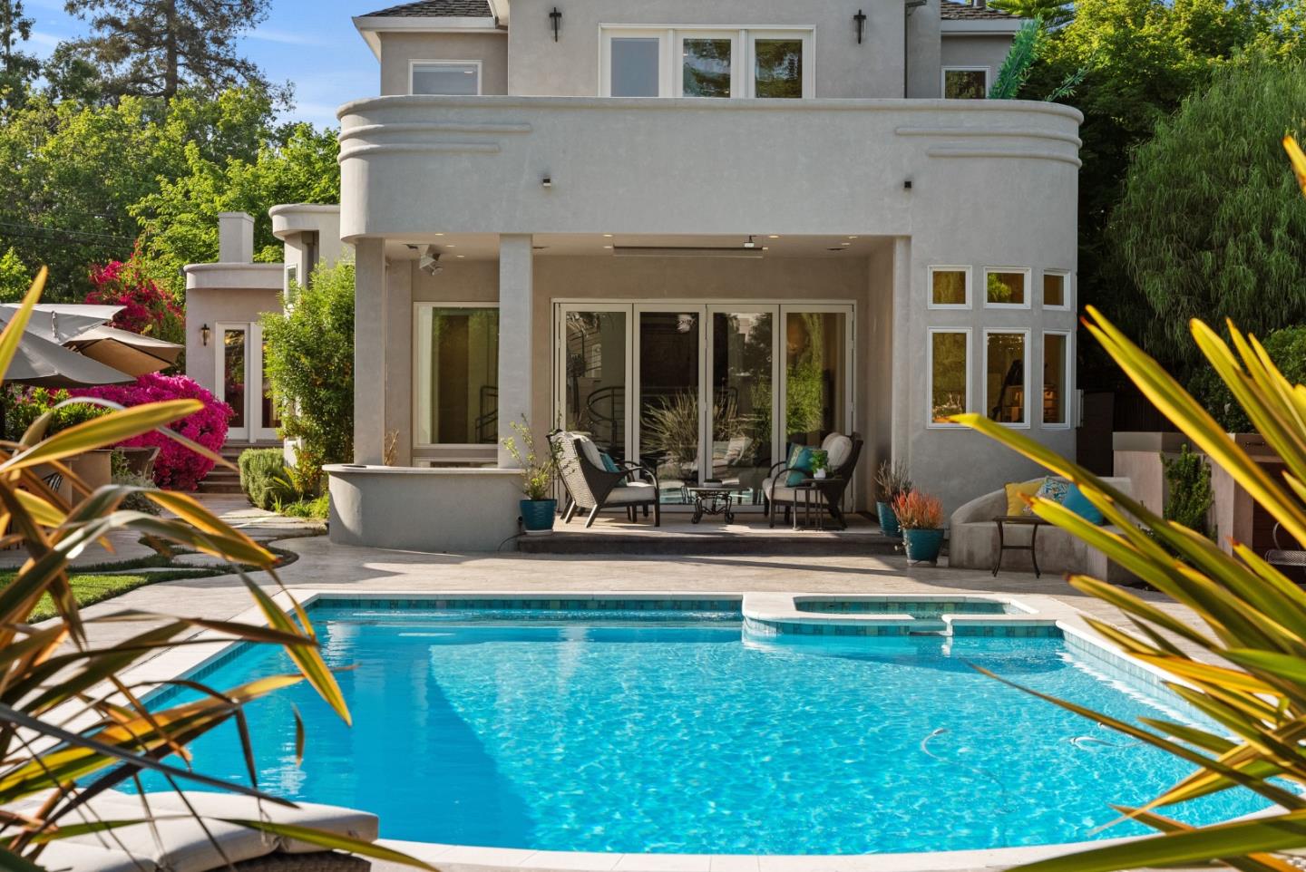 1344 University Avenue