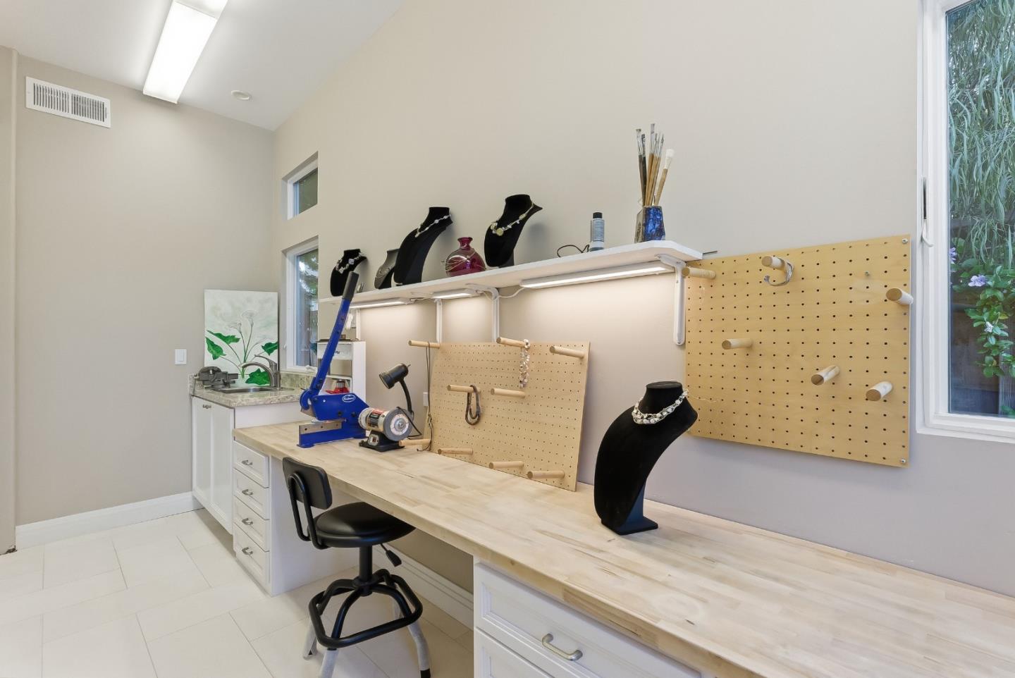 1344 University Avenue