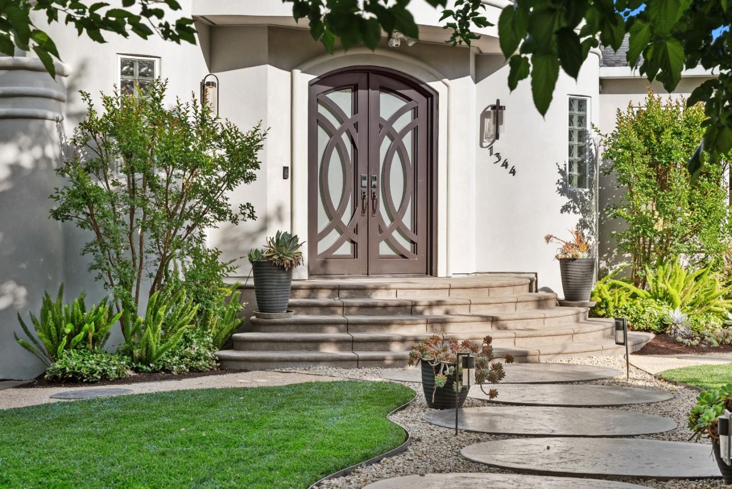 1344 University Avenue