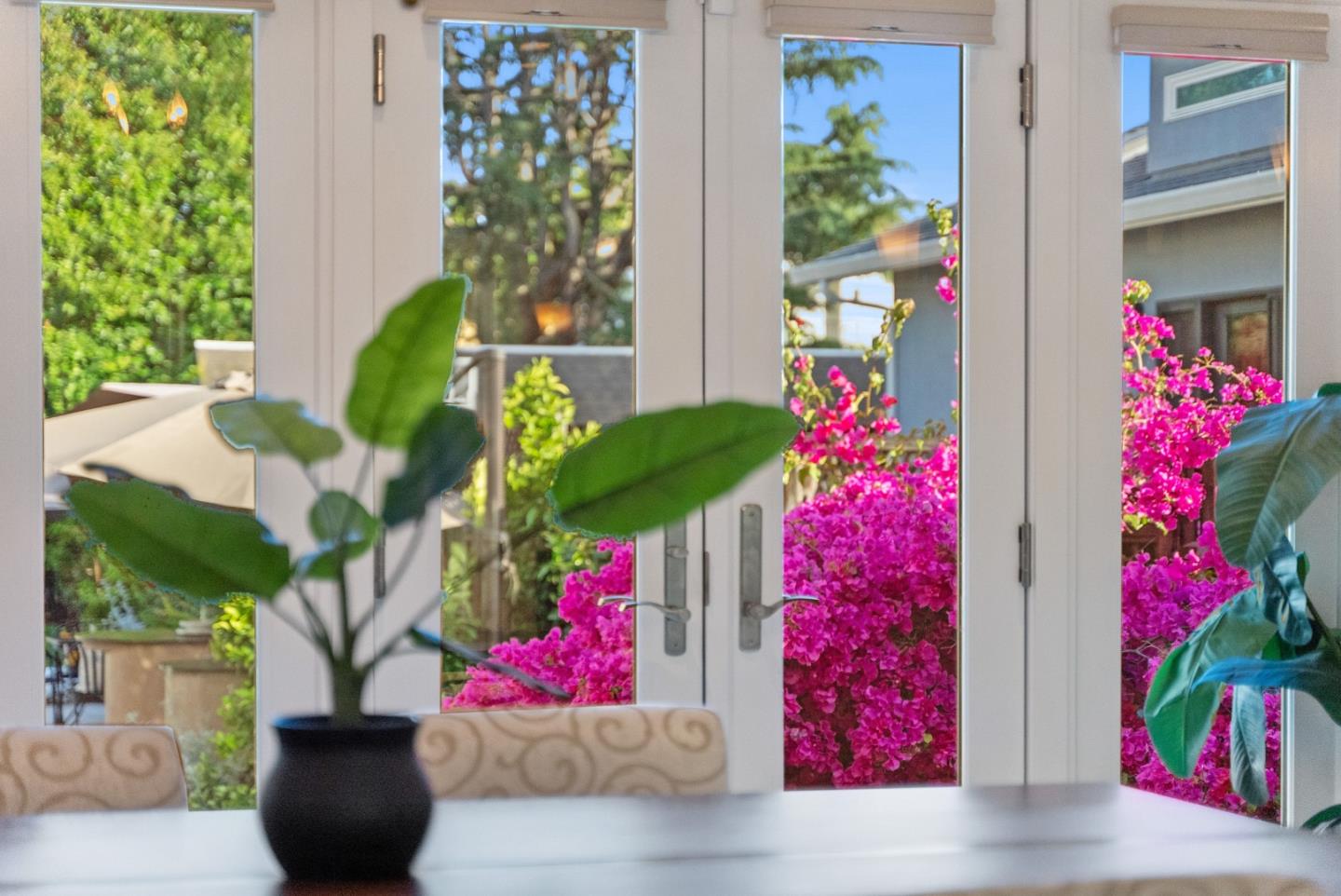 1344 University Avenue