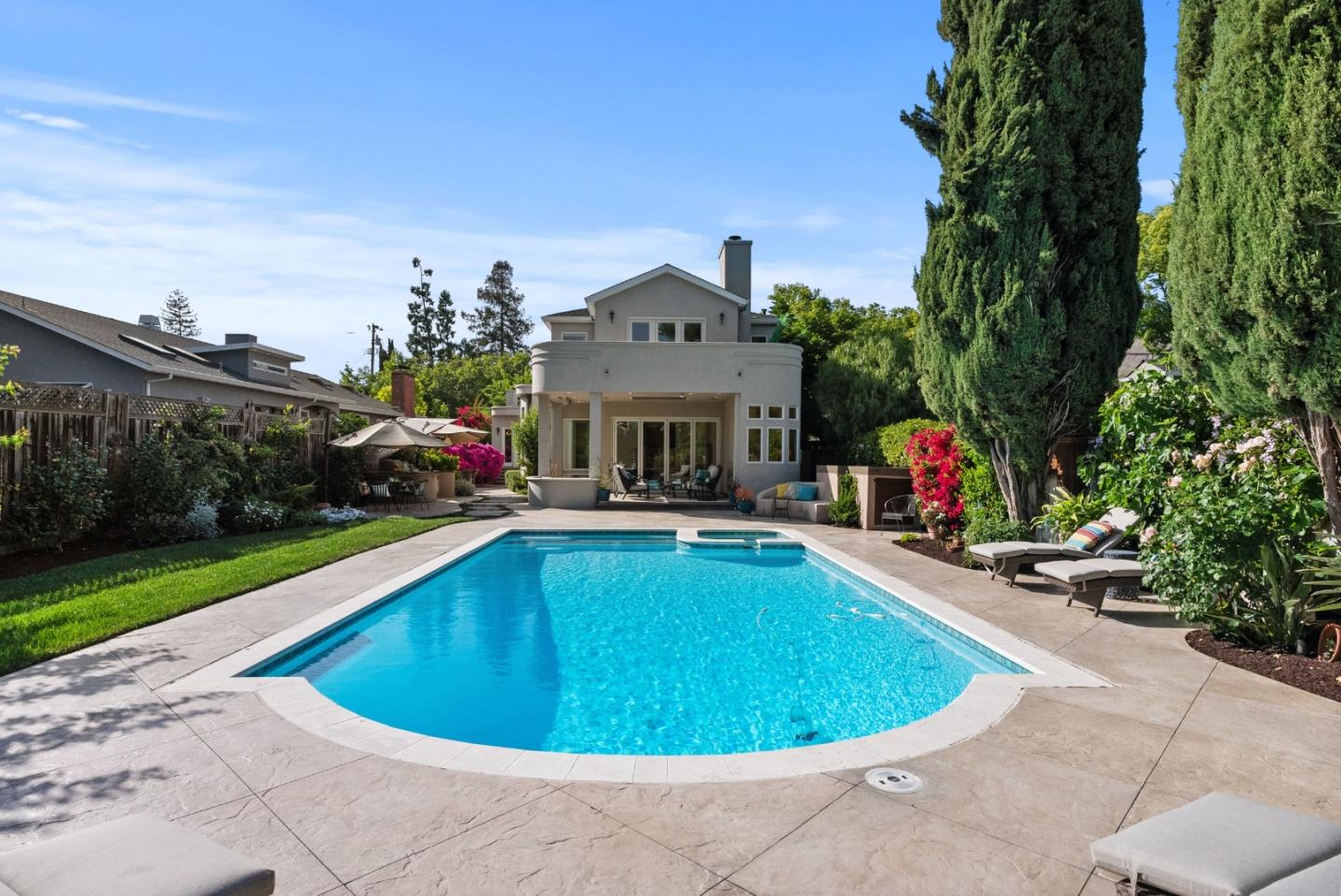 1344 University Avenue