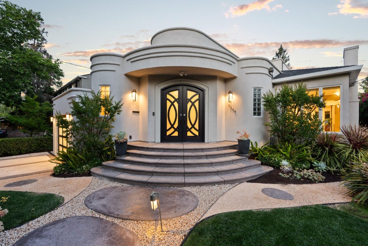 1344 University Avenue