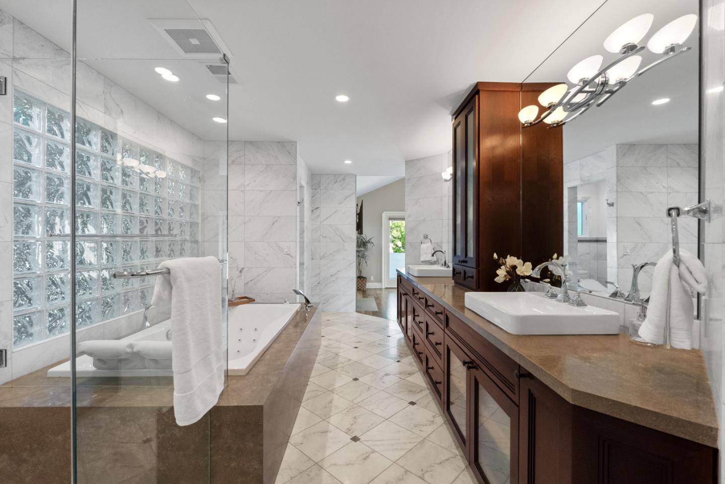 1344 University Avenue