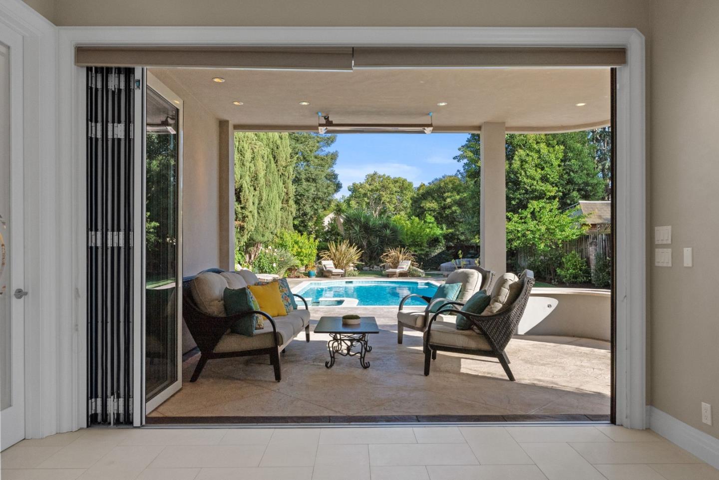 1344 University Avenue