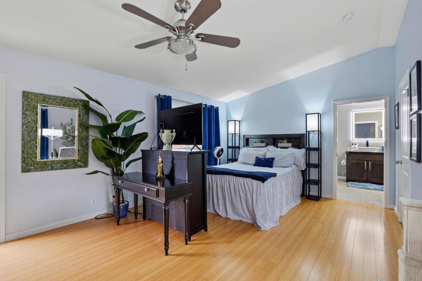 18762 Casa Blanca Lane