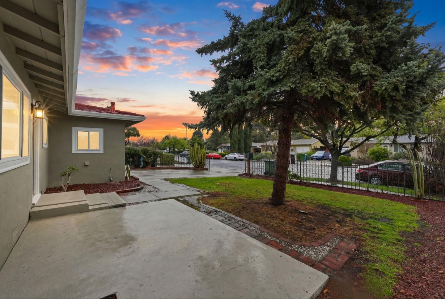 2536 Pilot Knob Drive