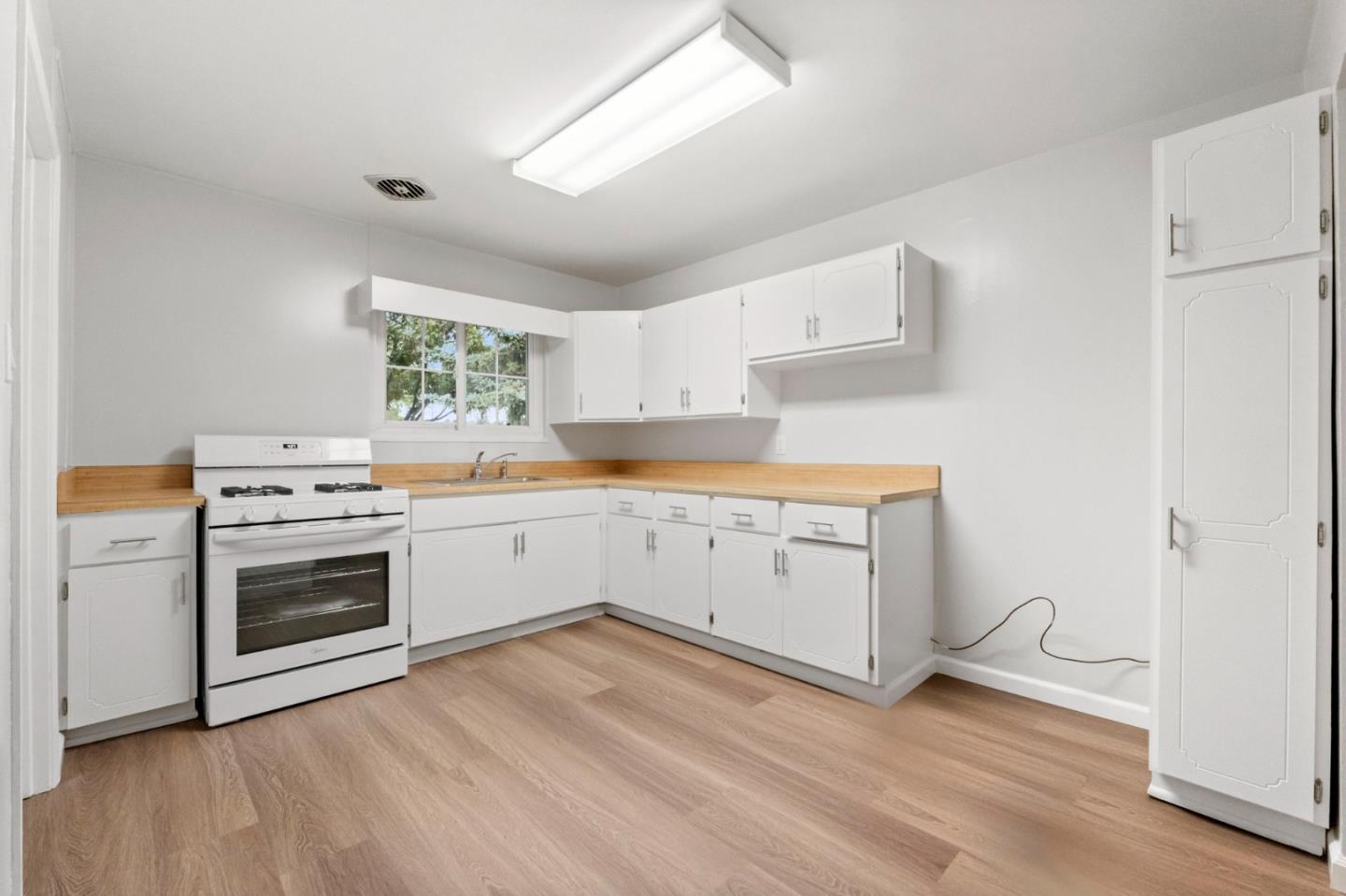 2536 Pilot Knob Drive