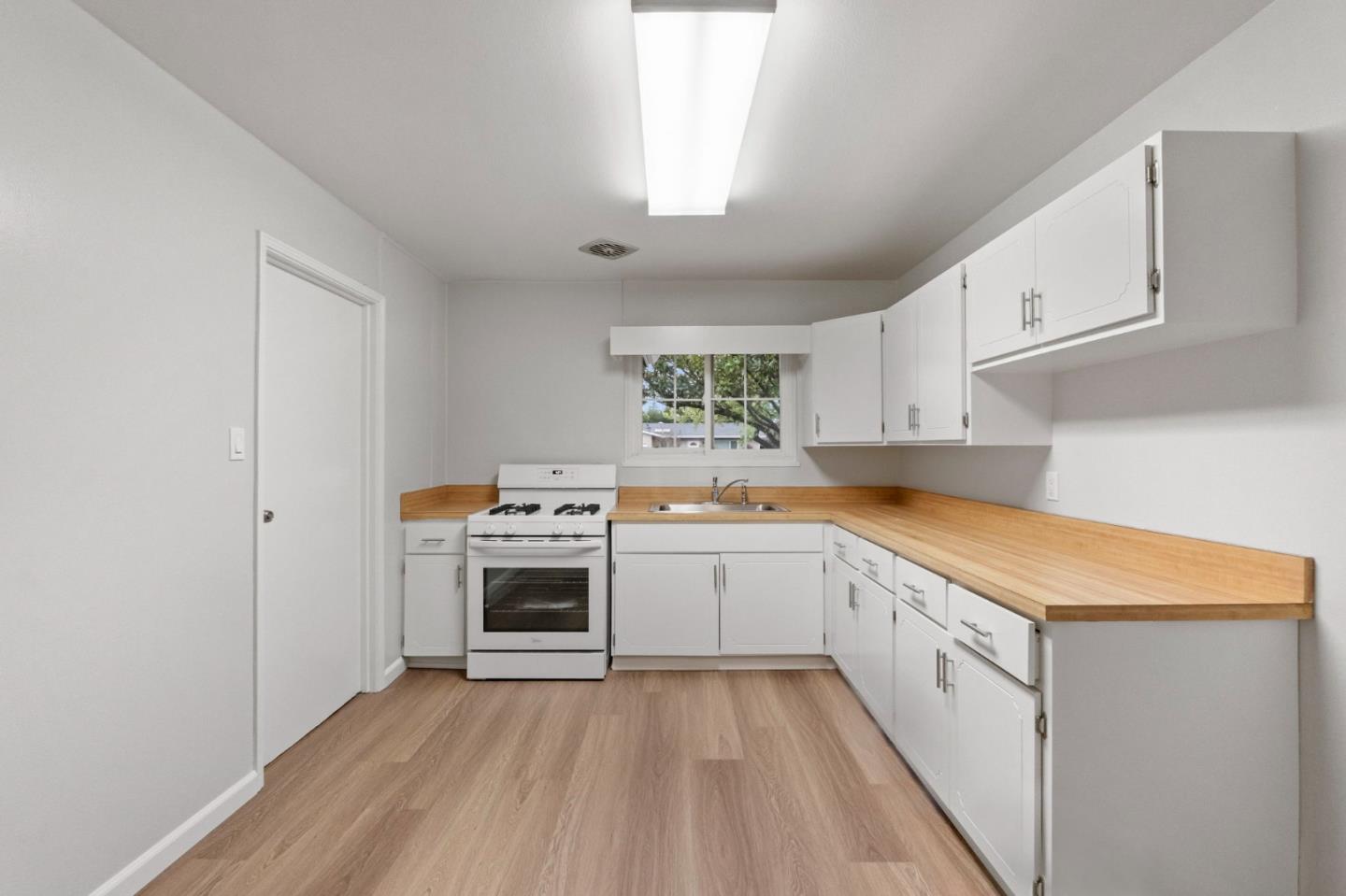 2536 Pilot Knob Drive