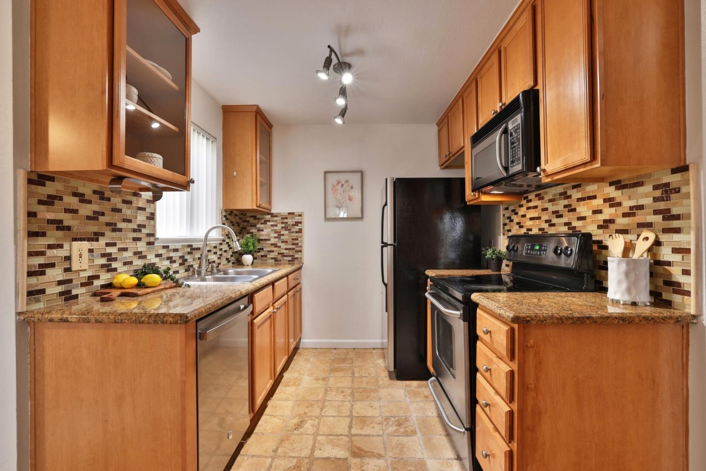 2250 Monroe Street 244