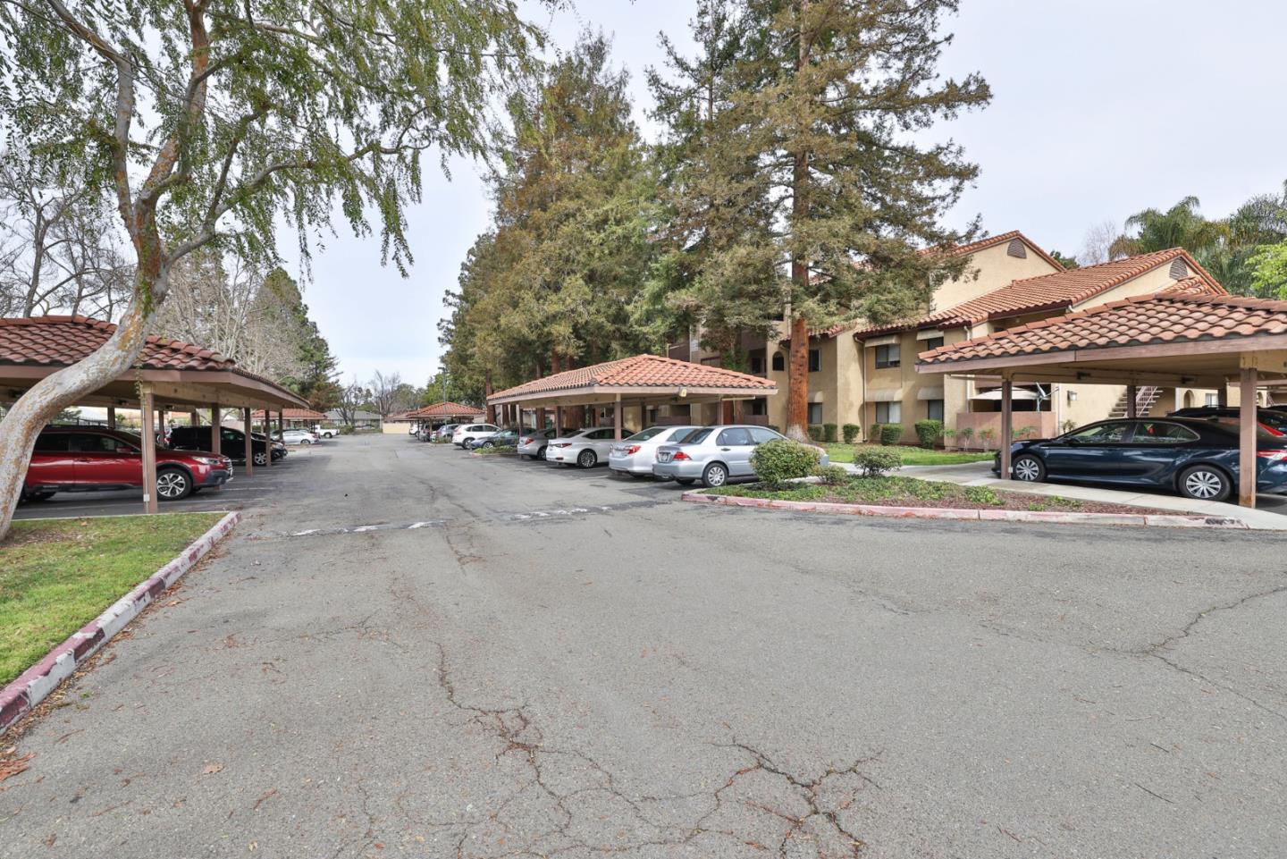 2250 Monroe Street 244