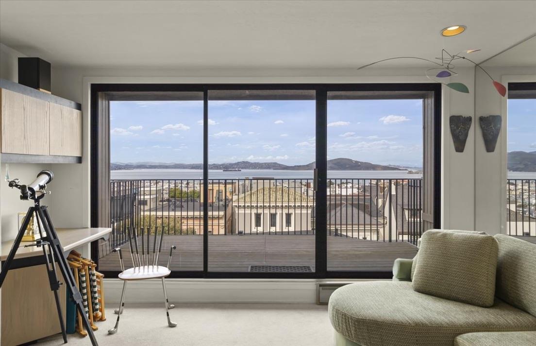 2295 Vallejo Street 408