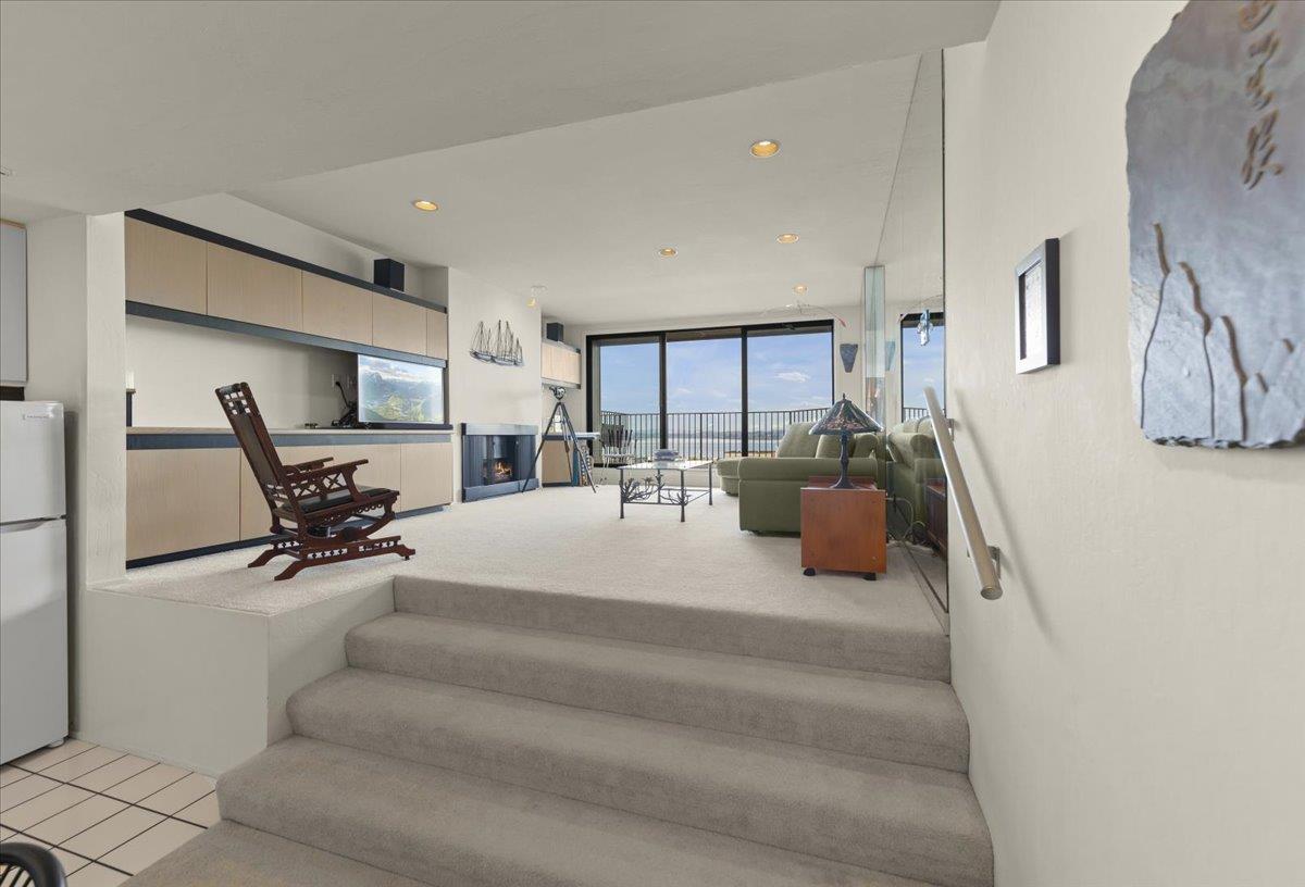 2295 Vallejo Street 408