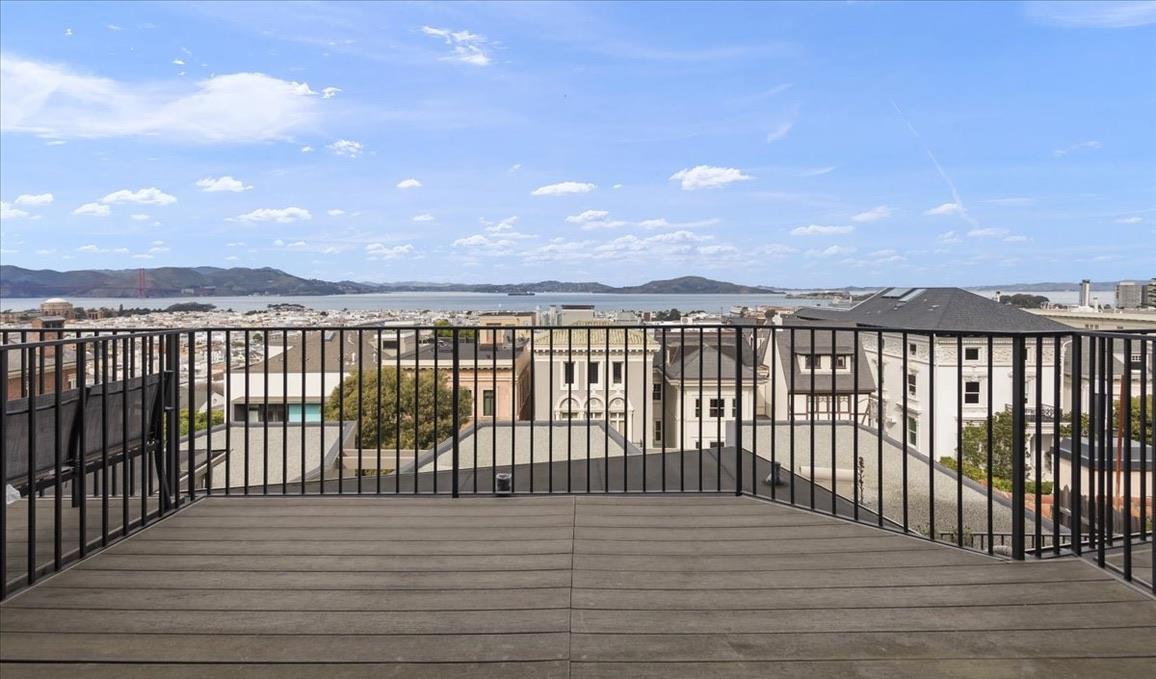 2295 Vallejo Street 408