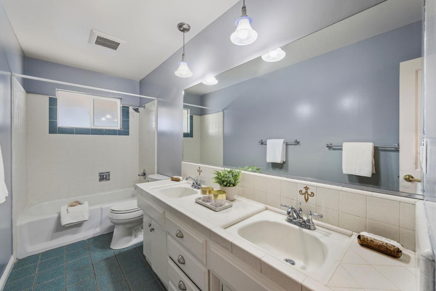 1259 North Central Avenue