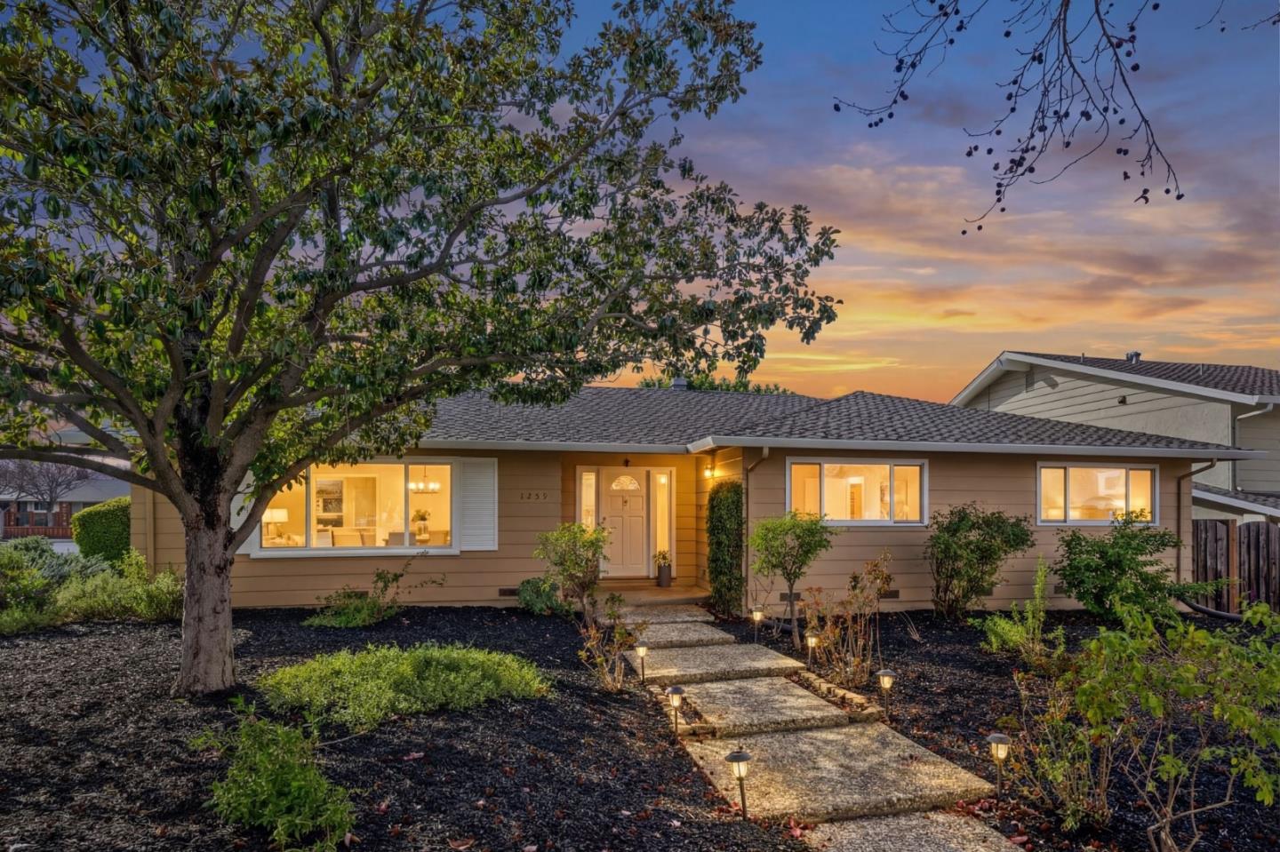 1259 North Central Avenue