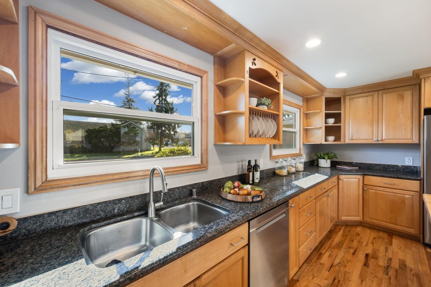 1259 North Central Avenue